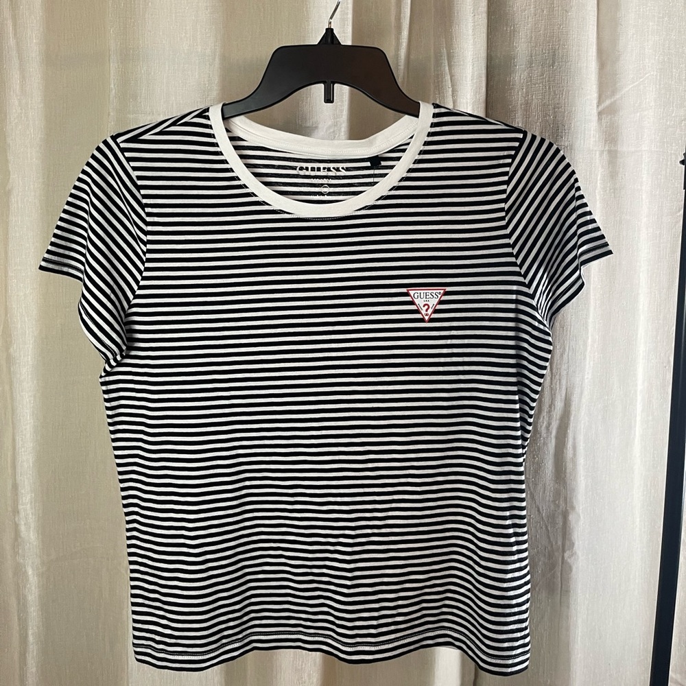 Guess crew logo tee